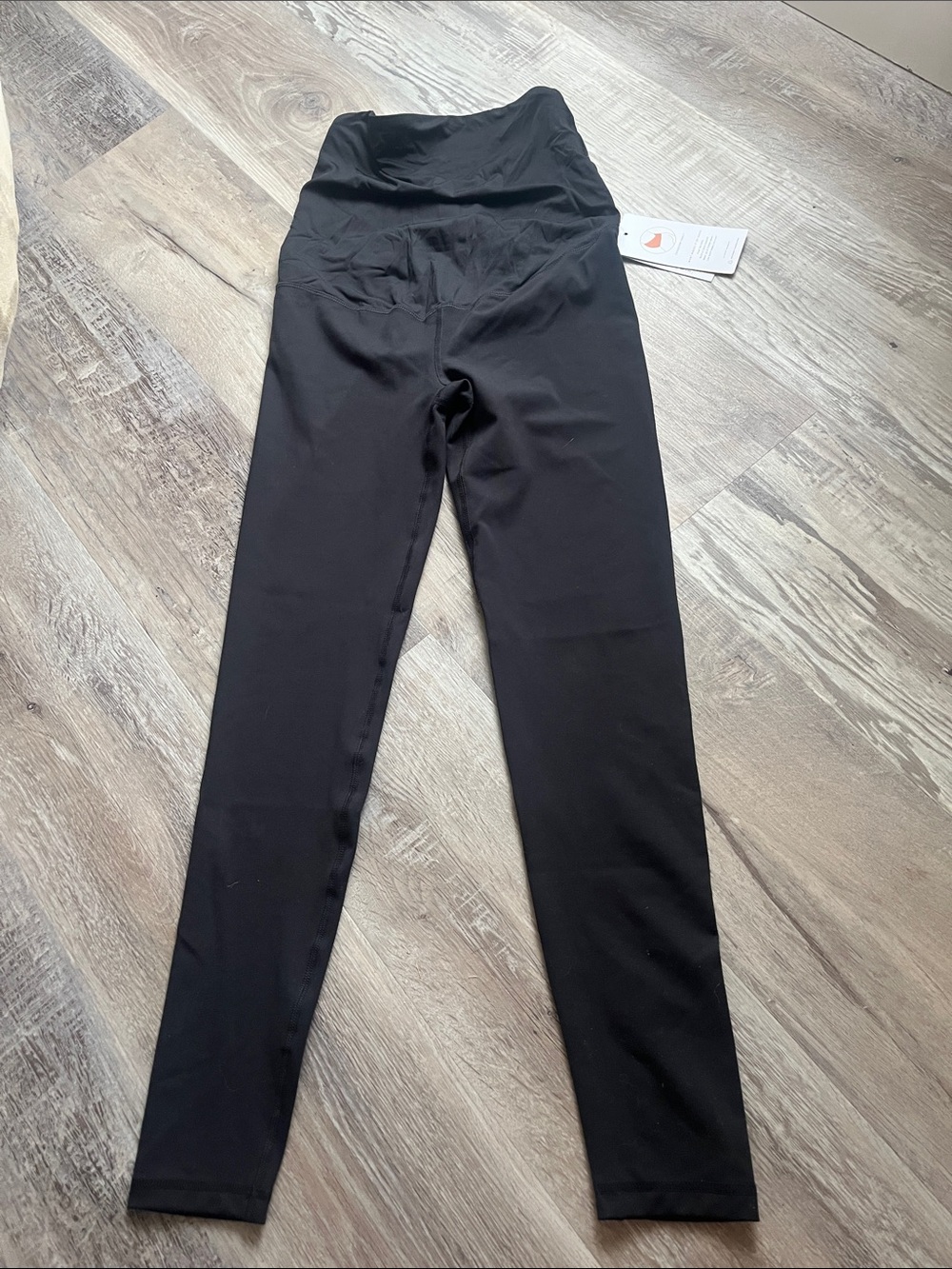 Isabel Maternity by Ingrid& Isabel Crossover PanelHigh-Waist Maternity Leggings